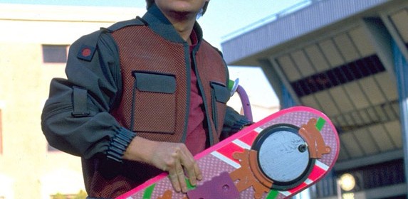 Empresa cria skate voador